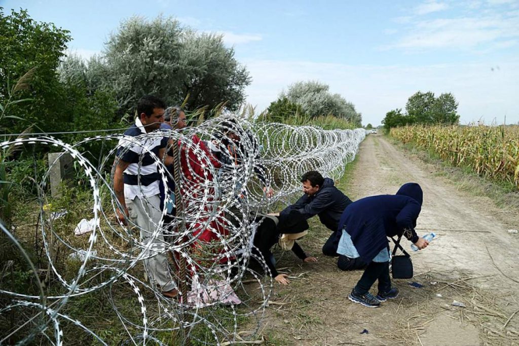 Gli-altri-migranti-4000-premono-sul-confine-tra-Bosnia-e-Croazia-1024x683